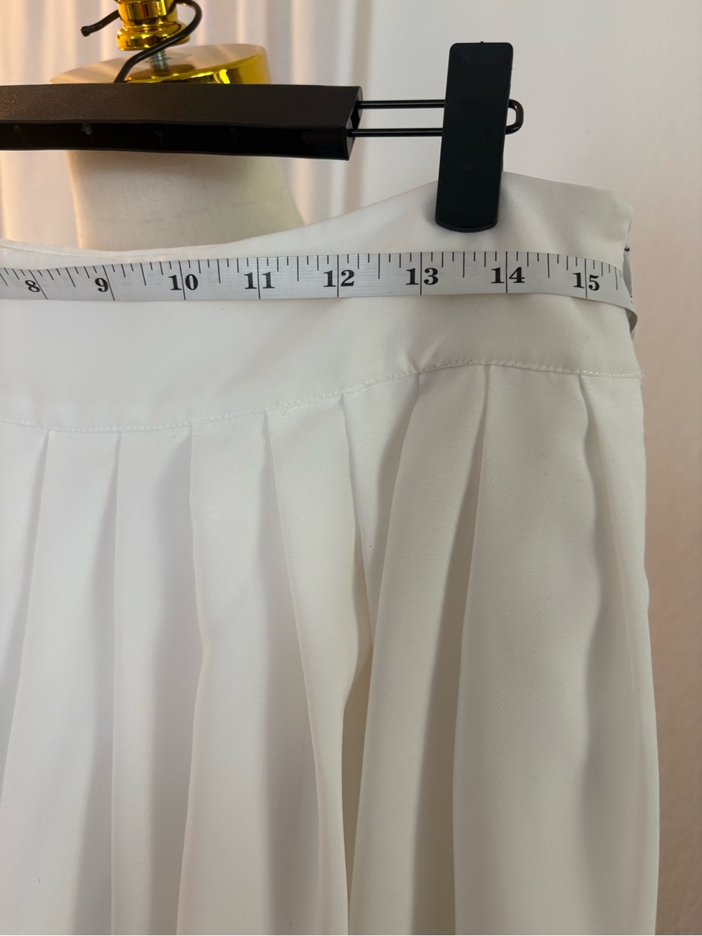 Calvin Klein White Pleated Midi Skirt - Picture 3 of 7
